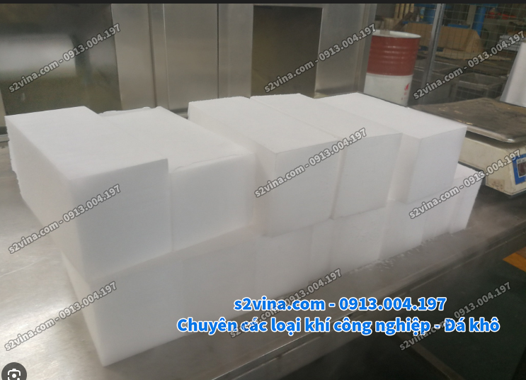 Đá Khô CO₂ Tại KCN Hải Phòng